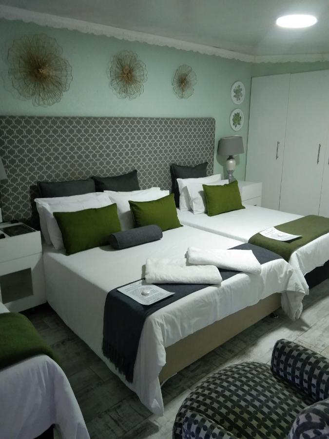 Mitchell'S Guesthouse Паров Экстерьер фото