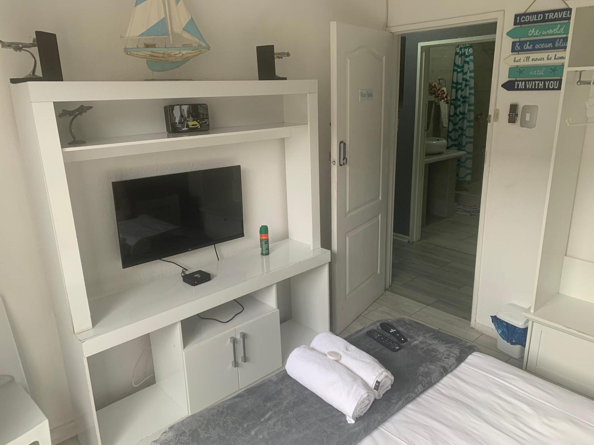 Mitchell'S Guesthouse Паров Экстерьер фото