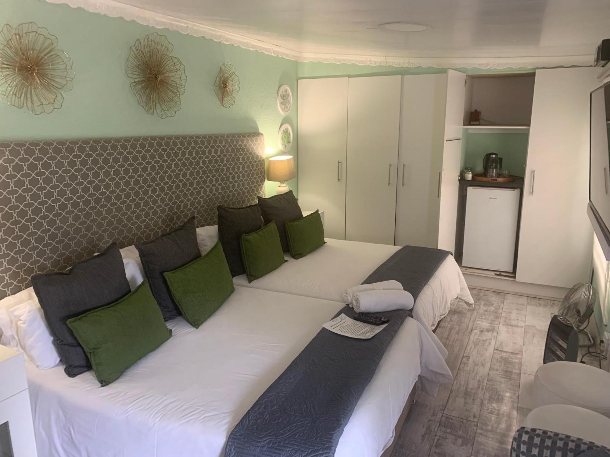 Mitchell'S Guesthouse Паров Экстерьер фото